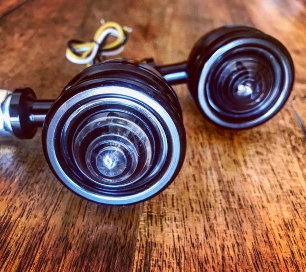 CLIGNOTANTS CUSTOM NOIR EDGE CUT VERRES FUMES