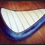 selle-cuir-japan-style-moto-artisanale-minimaliste-custom