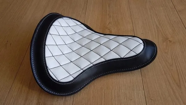 SELLE SOLO CUIR VINTAGE "WHITE DIAMONDS"