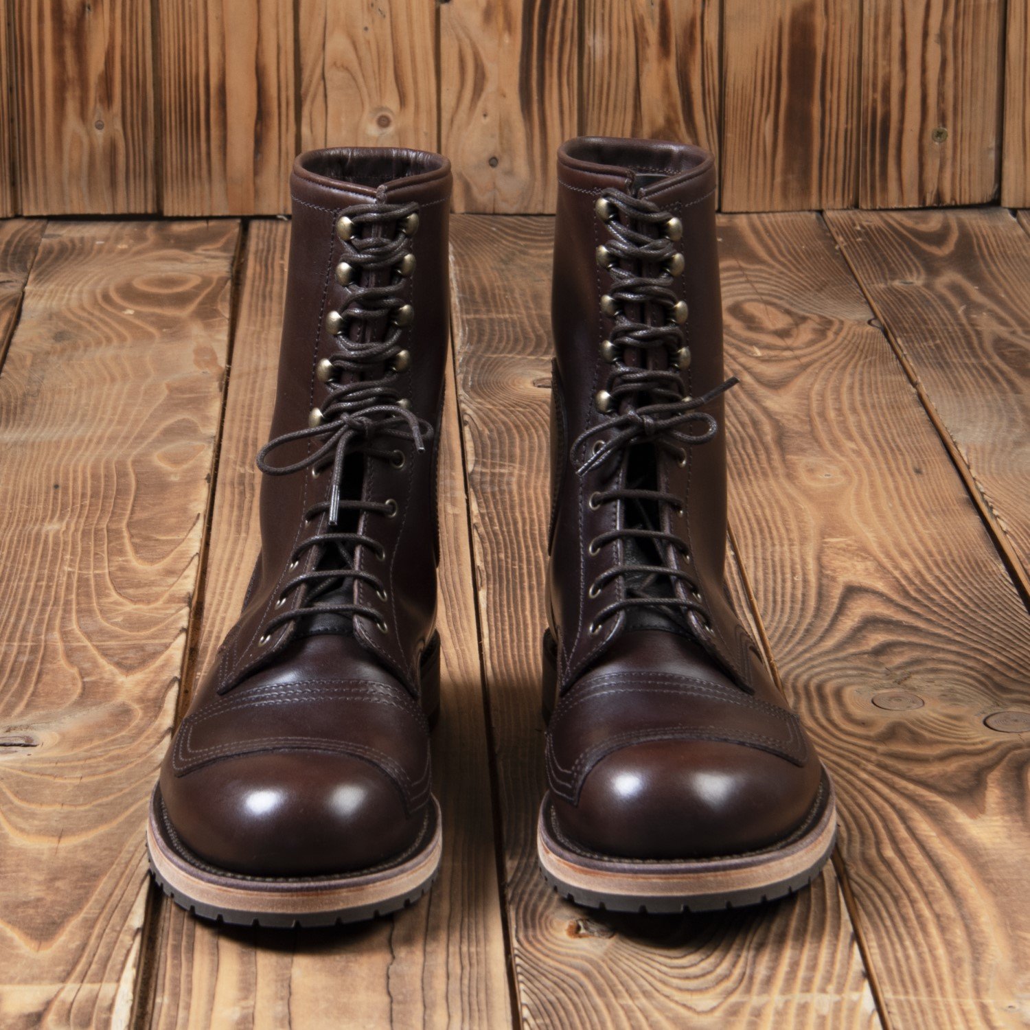 1966 Explorer Boots Brown - Vue 4 - Holdfast