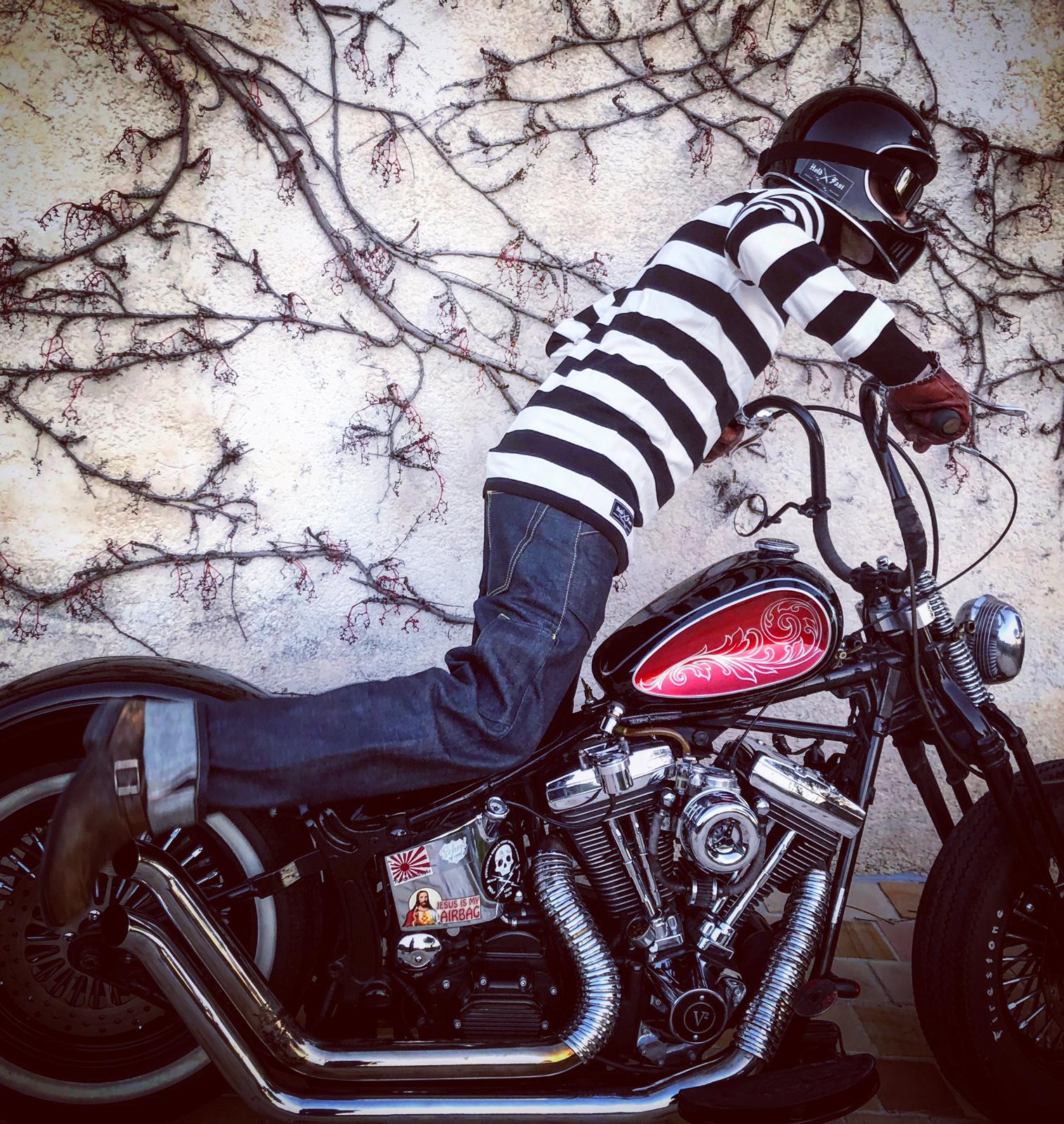 pull-prisonnier-rayé-noir-blanc-hold-fast-coton-moto