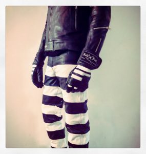 pantalones-prisionero-cuero-HOLDFAST