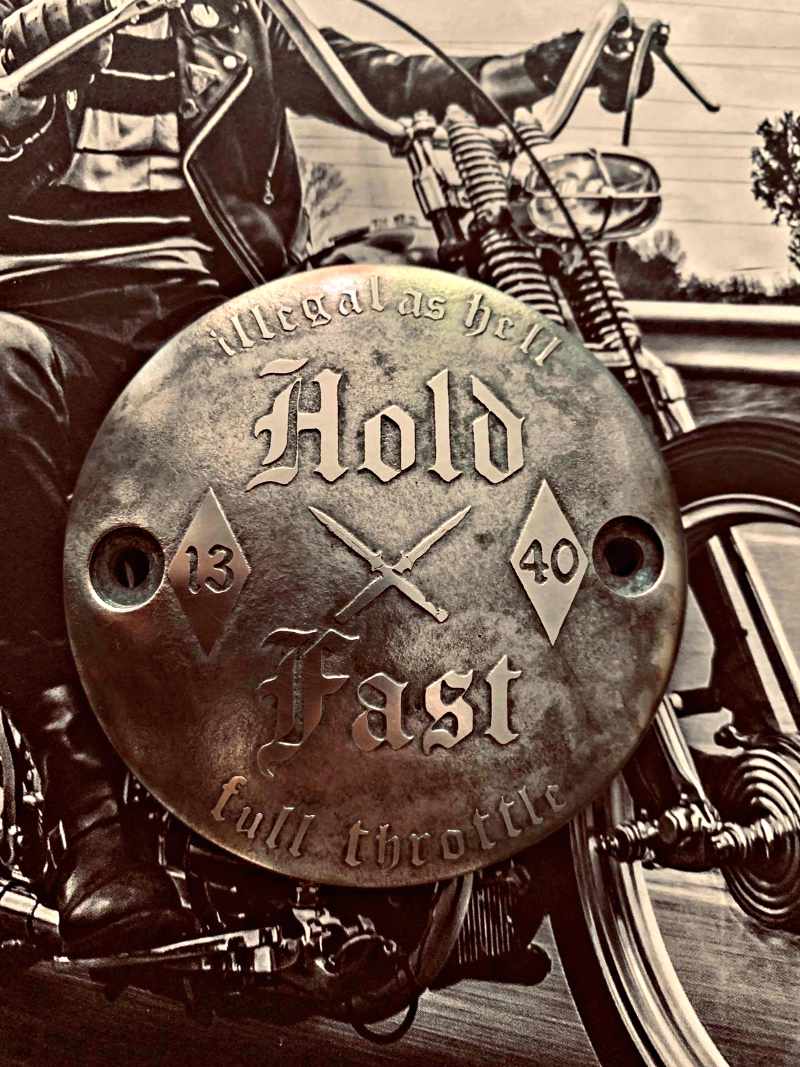 cover-point-harley-davidson-gris