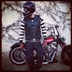 Gilet-Cuir-V Cut-Hold Fast