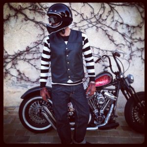 Waistcoat-Leather-V Cut-Hold Fast