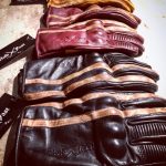 Gants Cuir Moto Rouge Racing Vintage Hold Fast - profil - Holdfast