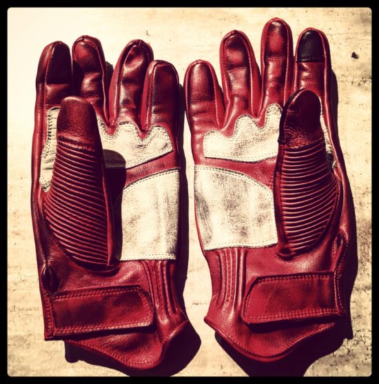 Gants Cuir Moto Rouge Racing Vintage Hold Fast - dessus - Holdfast