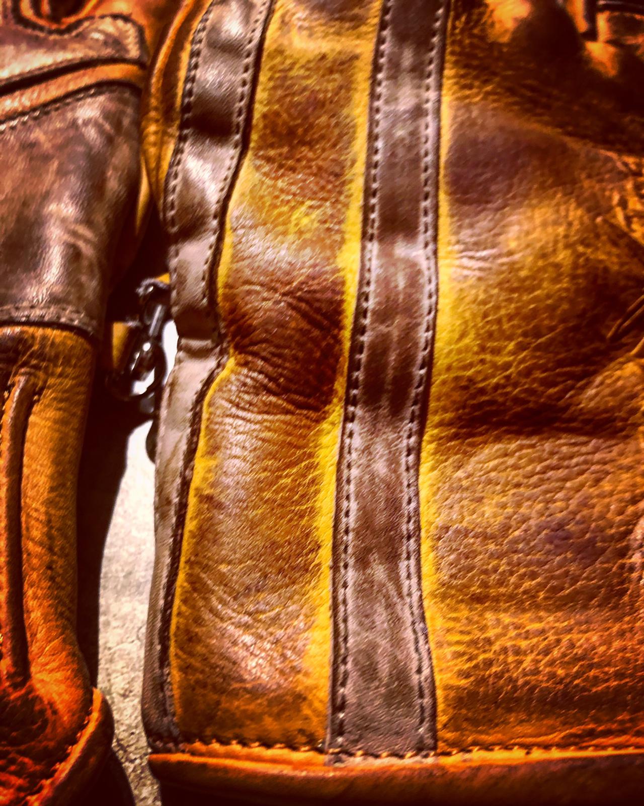 Guantes-cuero-moto-le mans-1971-vintage-Holdfast-detalle-couture