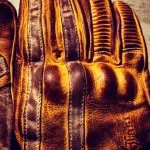 Handschuhe-Leder-Motorrad-Le Mans-1971-Vintage-Holdfast-Logo-über der Hand