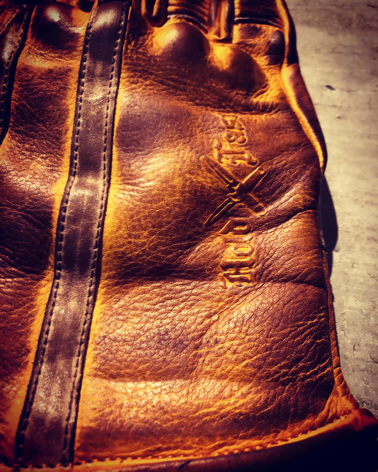 Guantes-cuero-moto-le mans-1971-vintage-Holdfast-logo