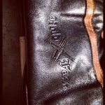 gants-moto-cuir-noir-vintage-le mans-1971-HoldFast-homologues