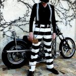 prisionero-pantalones-tirantes-bagard-hold-fast