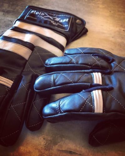 GANTS CUIR JAPAN STYLE MATELASSES HOLD FAST FULL THROTTLE - detail logo - Holdfast