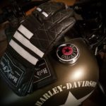 GANTS CUIR JAPAN STYLE MATELASSES HOLD FAST FULL THROTTLE - paume - Holdfast