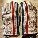 Gants moto cuir blanc 1971 Le Mans Hold Fast cafe racer