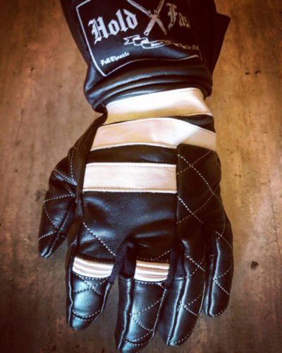 GANTS CUIR JAPAN STYLE MATELASSES HOLD FAST FULL THROTTLE - poignet - Holdfast