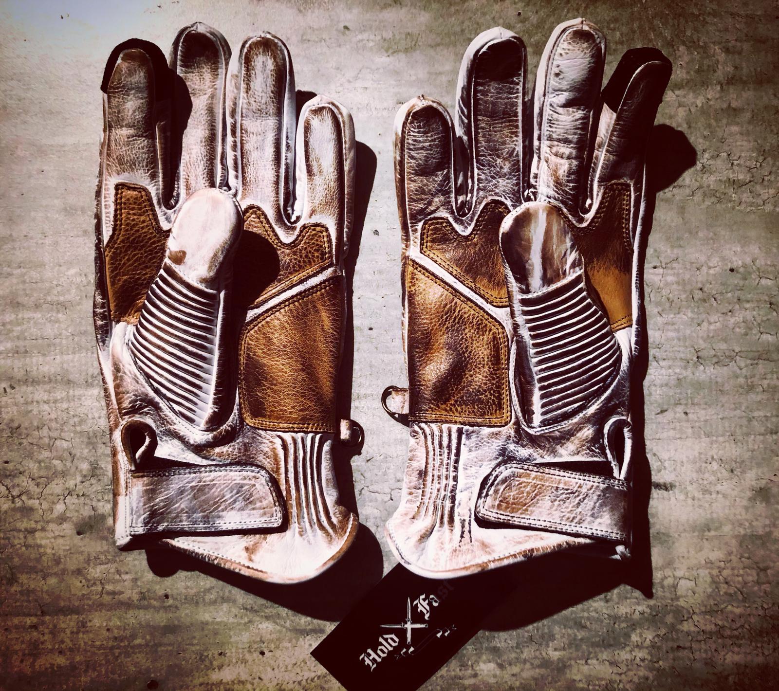 gants-hold-fast-blanc
