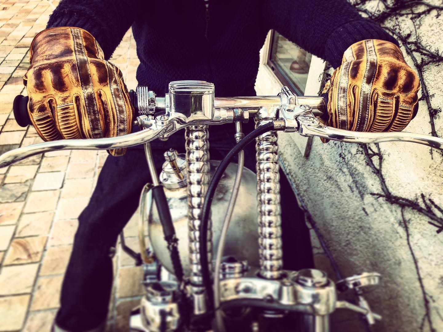guantes-amarillos-chopper
