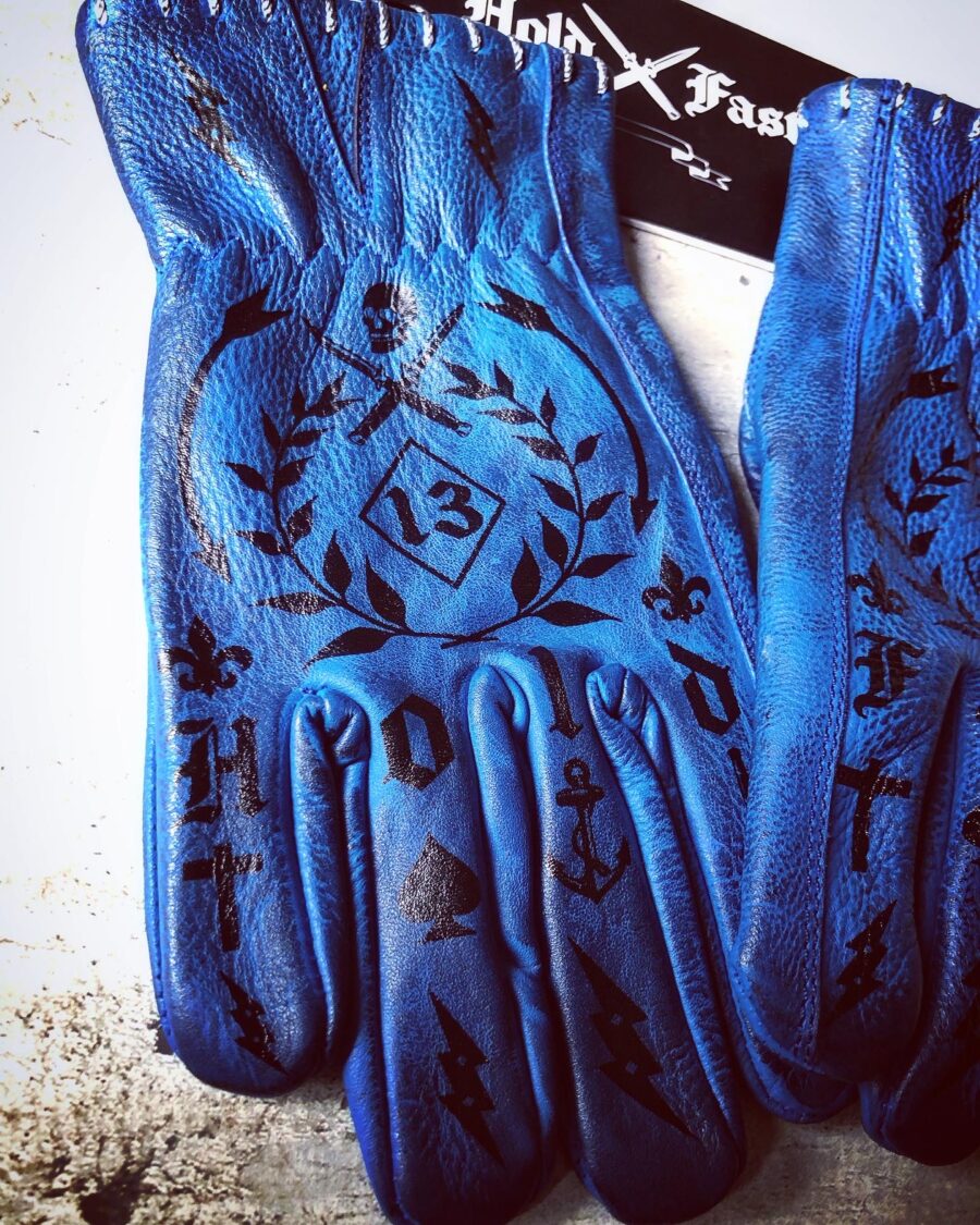 gants-cuir-moto-vintage-tattoo-bleus-tatouage-holdfast-dessins