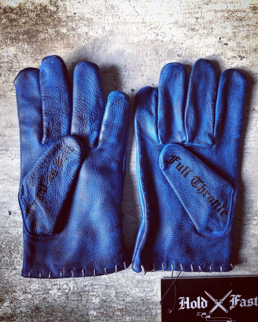gants-cuir-moto-vintage-tattoo-bleus-tatouage-holdfast-paire