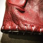 1340 HOLD FAST TATTOO RED PATINATED LEATHER GLOVES - wrist - Holdfast