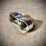 commodo-mini-boutons-poussoirs-iron