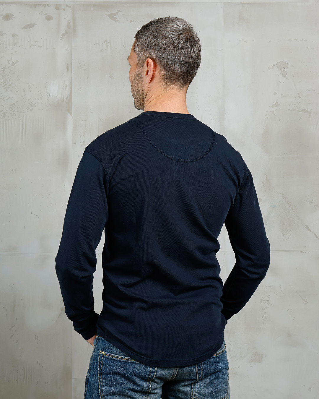 Pike Brothers 1927 Henley Shirt Long Sleeve Mojave Blue - vue de dos - vintage workwear Holdfast