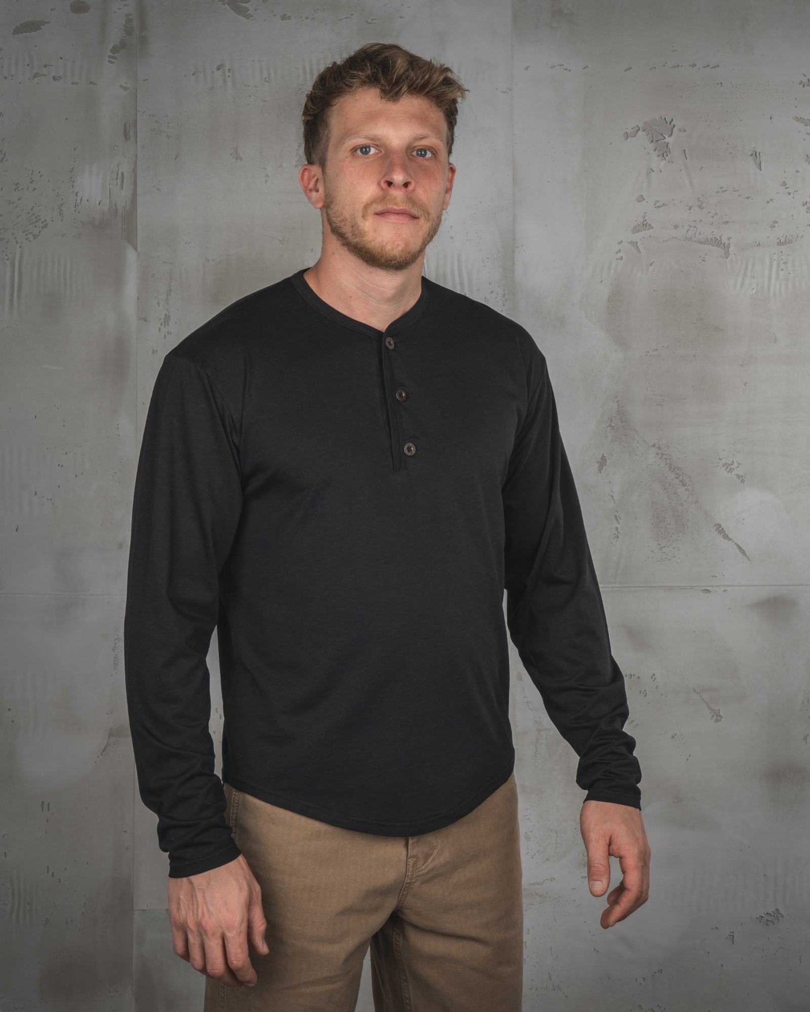 Camiseta de manga larga negra Texas de Pike Brothers de 1963 - vista trasera - ropa de trabajo vintage Holdfast