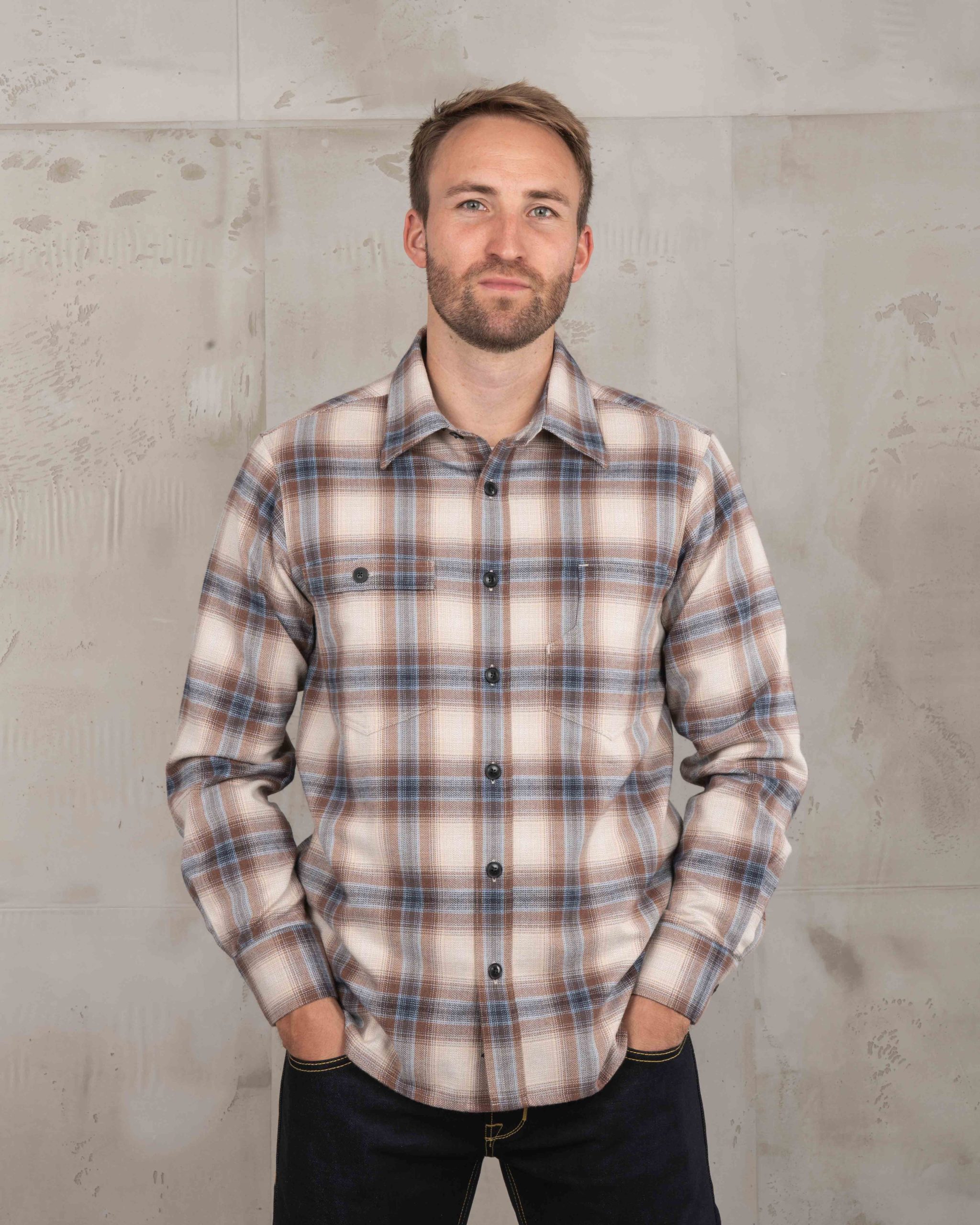 Pike Brothers 1937 Roamer Shirt Stirling Brown - vue face
