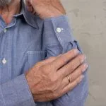 Pike Brothers 1937 Roamer Shirt Blue Chambray - du00e9tail pocket