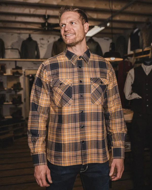 1943 CPO Shirt Shelton Geel O&E