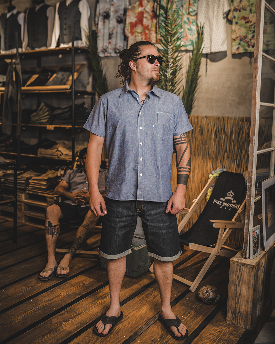 Pike Brothers 1937 Roamer Shirt SS Blue Chambray - portu00e9e face