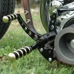 Kustomtech-pedal-lever-motorcycle-custom-harley-forward-controls-vintage-black-aluminum-and-brass-harley-1984-1999-view-4-m