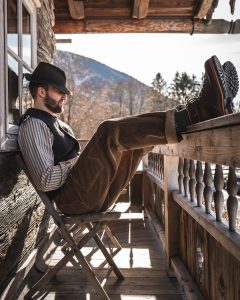 Bottes montagne 1946 Mountaineer Boots Bourbon Pike Brothers portees