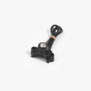 kustomtech-bride-micro-interrupteur-custom-harley-bride-avec-micro-interrupteur-aluminium-noir-guidon-1-pouce-vue-principa
