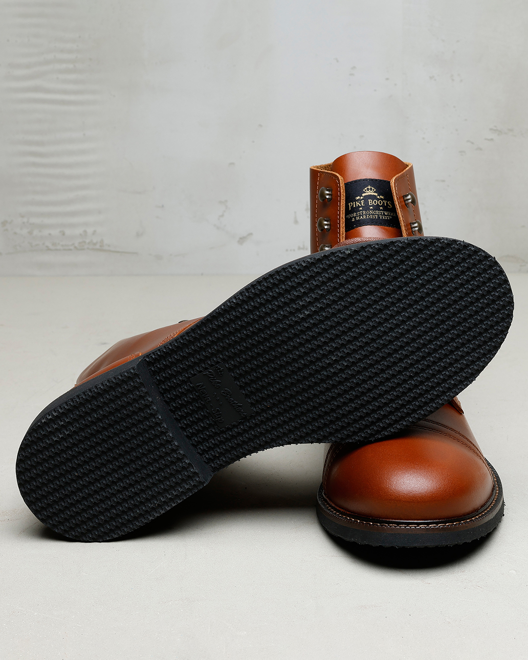 Chaussures 1966 Low Quarters Redwood Brown Pike Brothers - oeillets metalliques