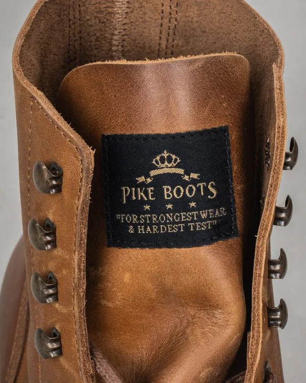 Zapatos bajos Pike Brothers 1966 Low Quarters color camel.
