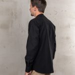Camicia da uomo con colletto alla Mao - Camicia Buccanoy 1923 in chambray nero Pike Brothers — vista 3