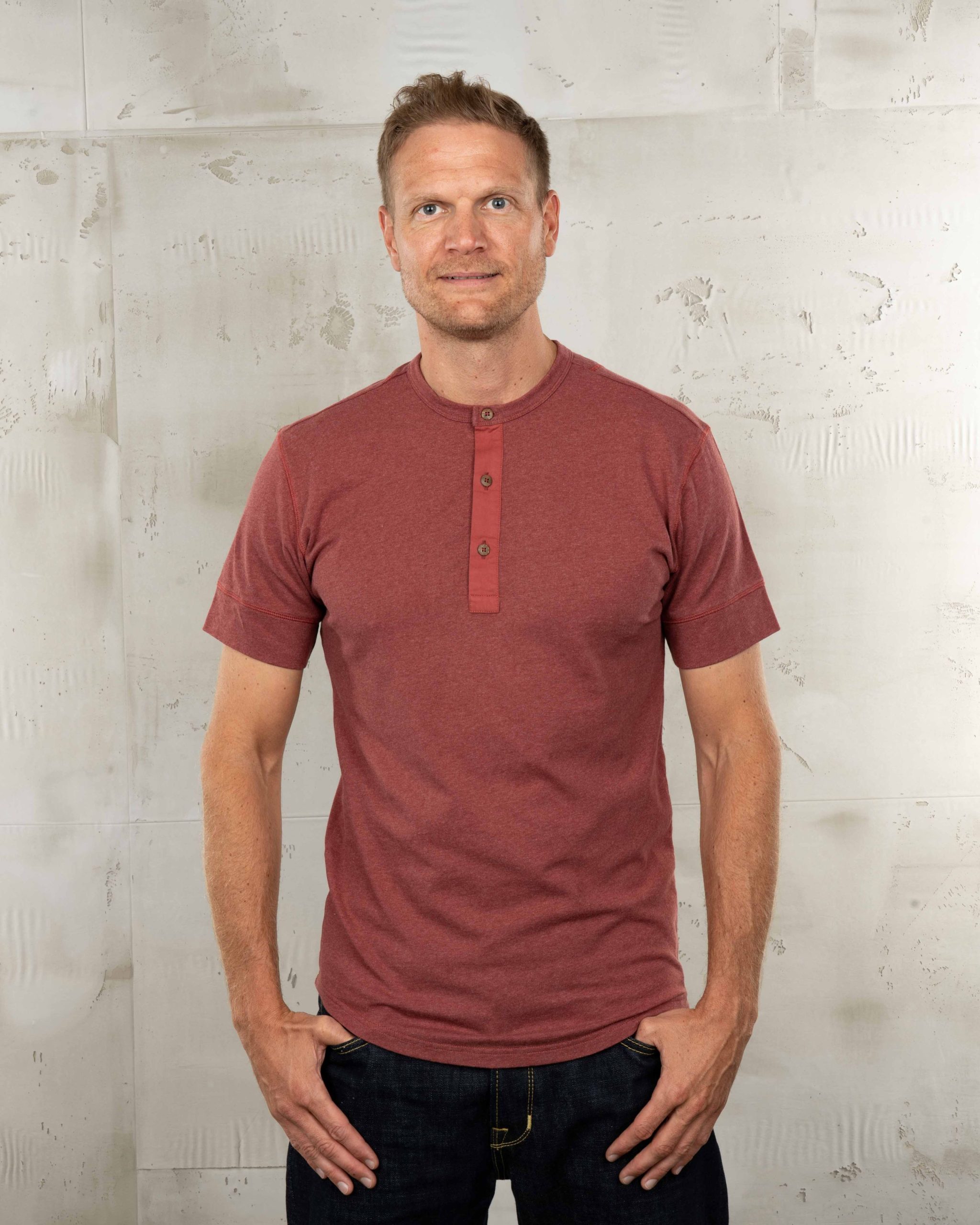Chemise Henley Manches Courtes - 1927 Henley Shirt Short Sleeve Granate Red Pike Brothers — vue 1