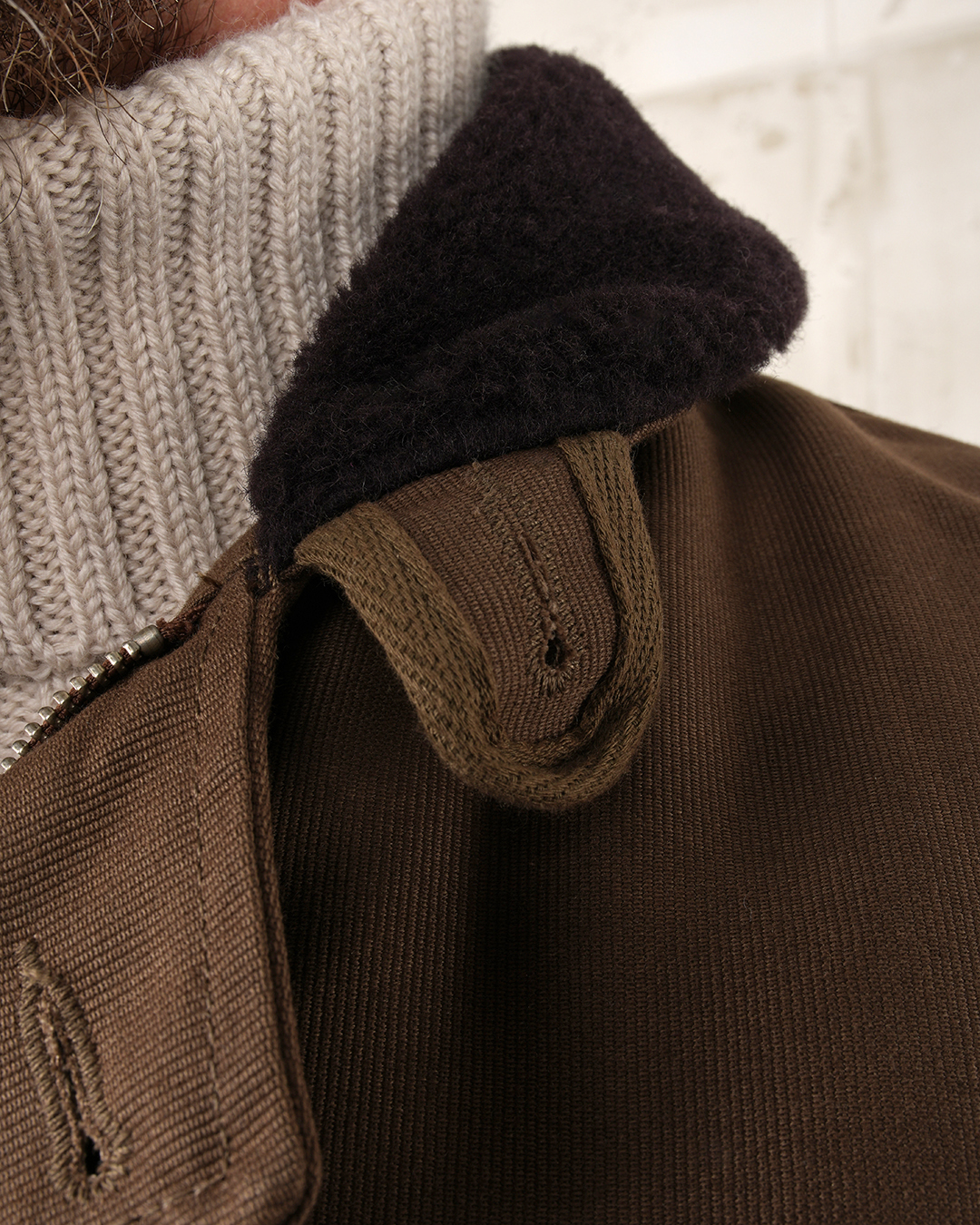 1944 N1 Waxed Khaki - detail poignets tricot