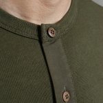 Henley shirt met lange mouwen uit 1927, Mojave Green kraag