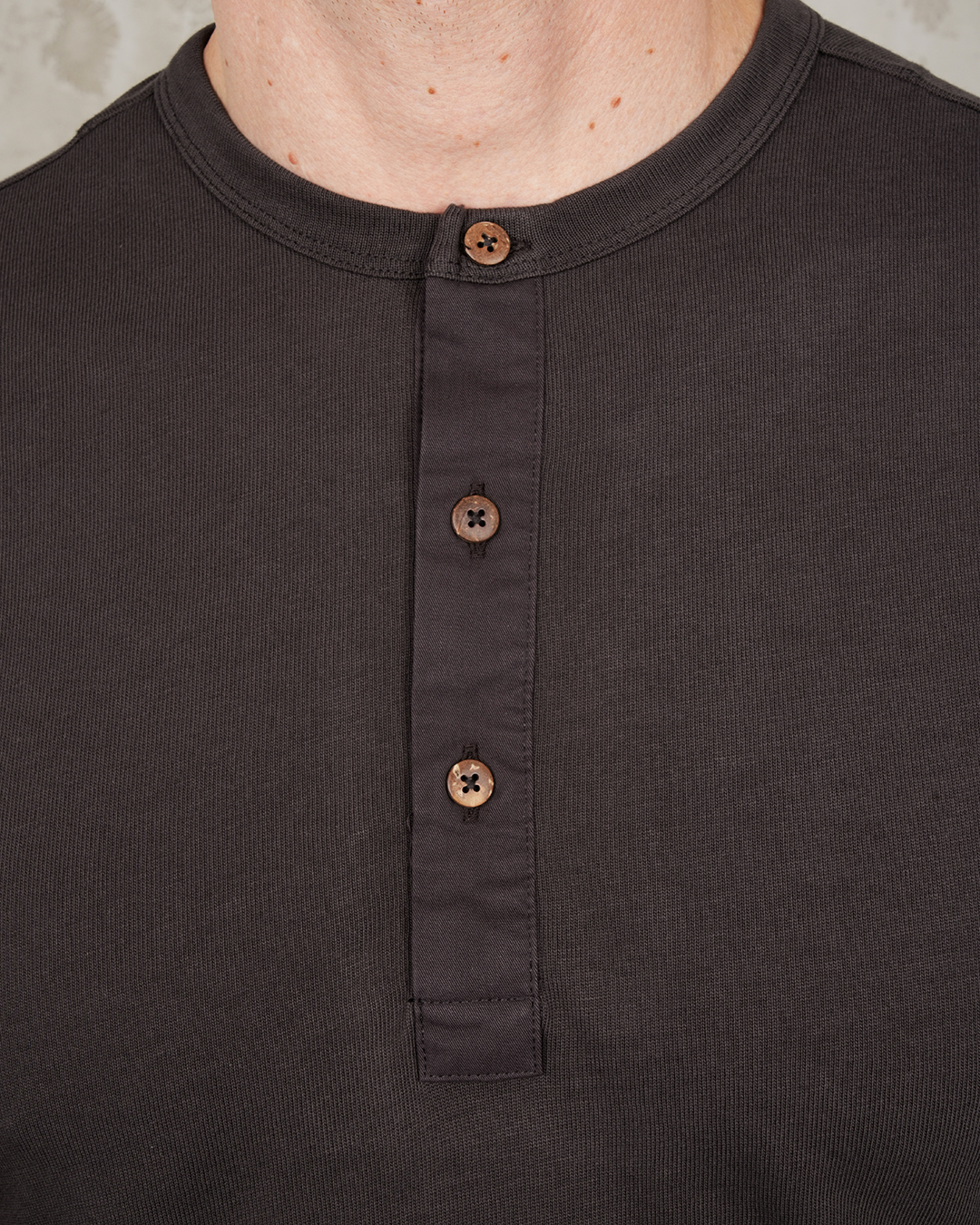 1927 Henley Short Sleeve Coffee du00e9tail