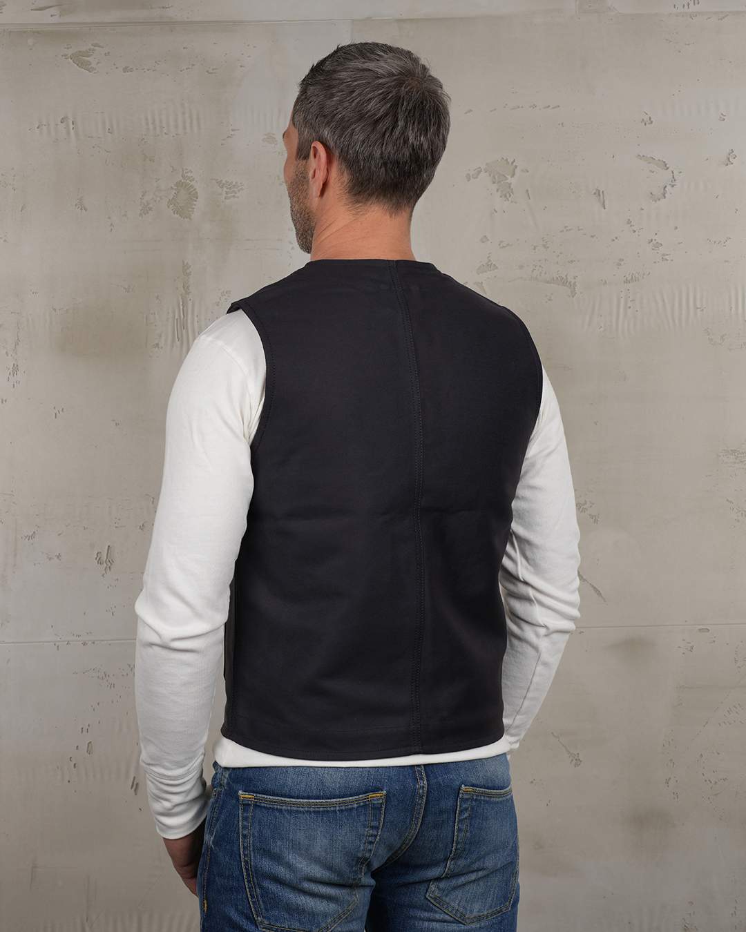 Roamer Vest Asphalt Grey dos