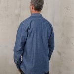 Vintage blauw chambray overhemd voor heren van de Amerikaanse marine, vooraanzicht
