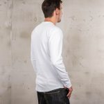 Chemise Henley Manches Longues blanc homme en coton vintage, vue de face