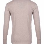Camisa Henley vintage de algodón marrón de manga larga para hombre, vista frontal.