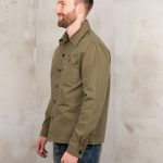 Olivgrünes Hemd von Pike Brothers, Details zum Stoff und zur Verarbeitung