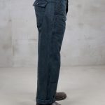 Schwarze Hose von Pike Brothers, Detail der Taschen und des Stoffes