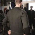 Pull Militaire vert olive homme en laine vintage, vue de face