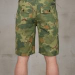 OG-107 groene militaire shorts voor heren, gemaakt van vintage katoenen twill, vooraanzicht